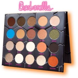 BeeBee Beauty Barbarella Eyeshadow Palette